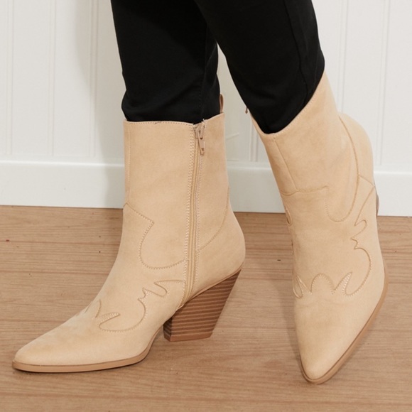 Sold Out - Picture 3 of 5